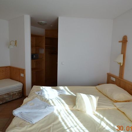 Appartement Hotel Sonneck Кёнигслайтен Номер фото