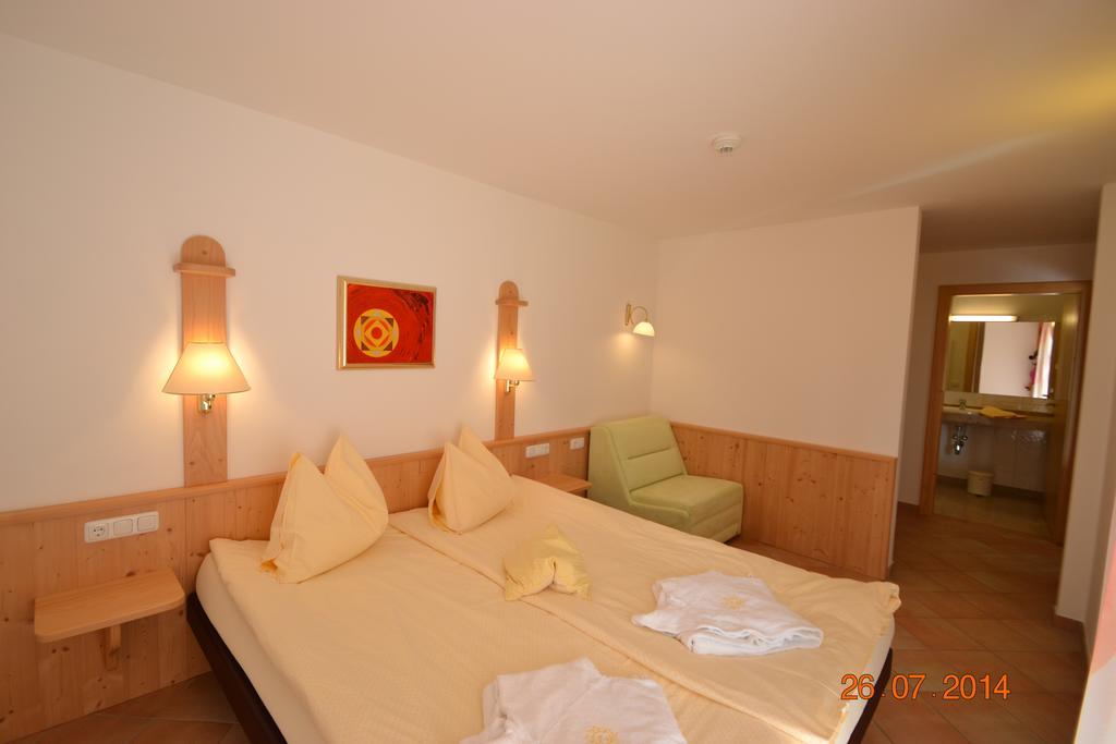 Appartement Hotel Sonneck Кёнигслайтен Номер фото