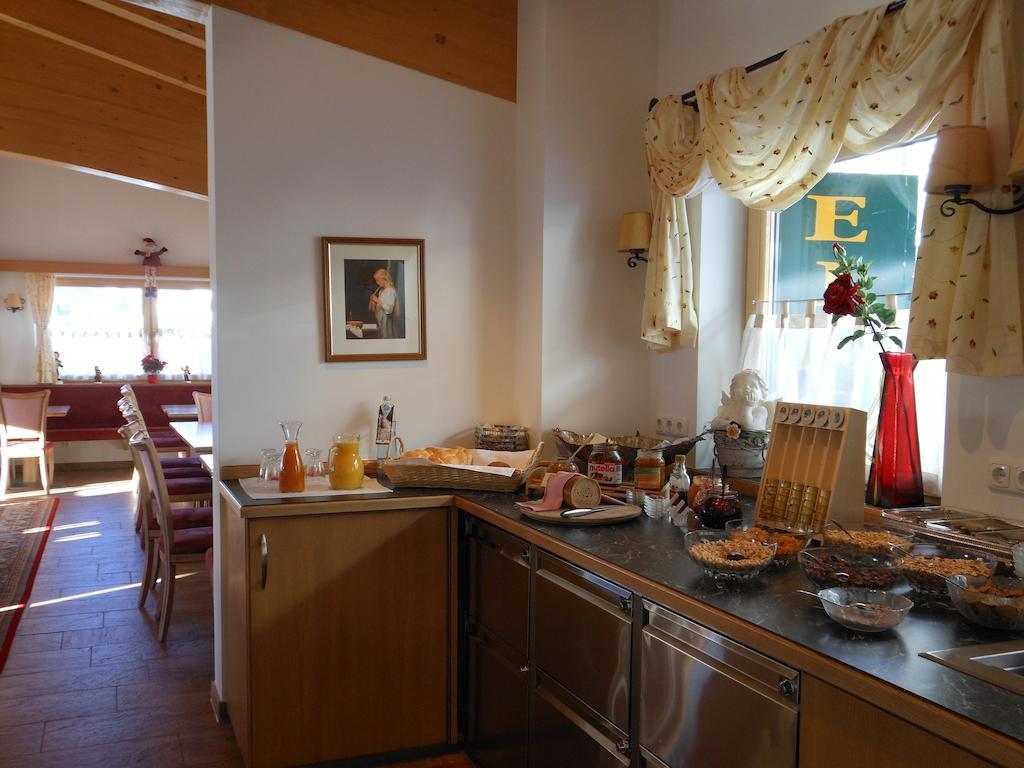 Appartement Hotel Sonneck Кёнигслайтен Экстерьер фото